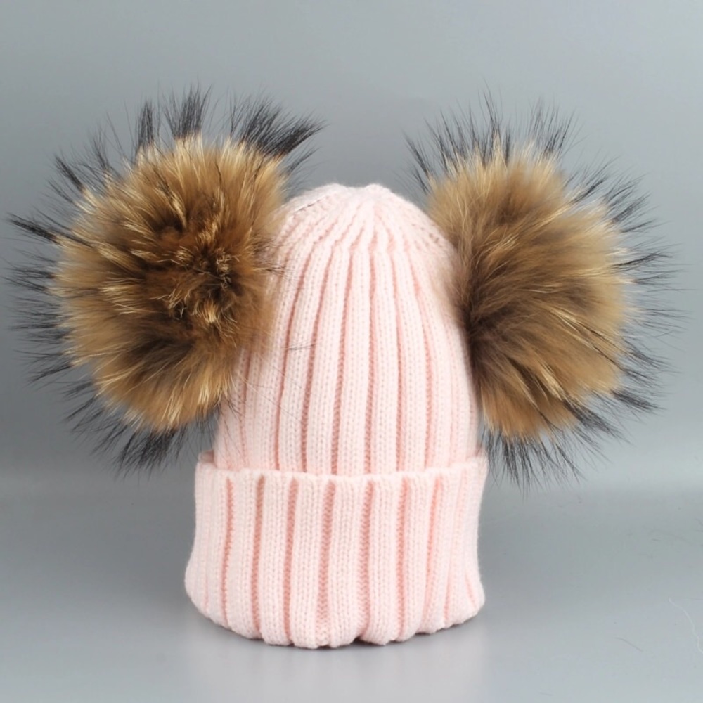 ⛔️SOLD⛔️Double Pom Pom hat pink